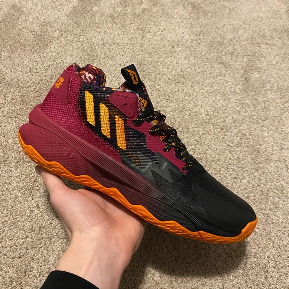 Adidas Men's Dame 8 MIC Chinese New Year Basketball Shoes New. Mens 9.5No Box